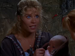 extant_XenaWarriorPrincess_1x04_CradleOfHope_01163