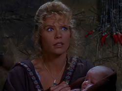 extant_XenaWarriorPrincess_1x04_CradleOfHope_01203