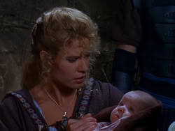 extant_XenaWarriorPrincess_1x04_CradleOfHope_01210