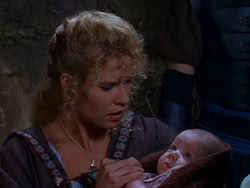 extant_XenaWarriorPrincess_1x04_CradleOfHope_01211