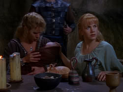 extant_XenaWarriorPrincess_1x04_CradleOfHope_01225