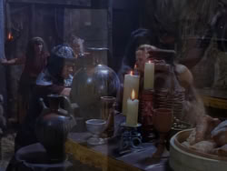 extant_XenaWarriorPrincess_1x04_CradleOfHope_01306