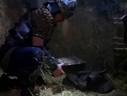 extant_XenaWarriorPrincess_1x04_CradleOfHope_01387