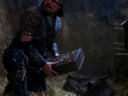 extant_XenaWarriorPrincess_1x04_CradleOfHope_01388