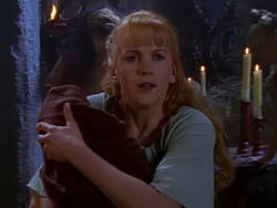 extant_XenaWarriorPrincess_1x04_CradleOfHope_01413