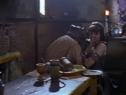 extant_XenaWarriorPrincess_1x04_CradleOfHope_01423