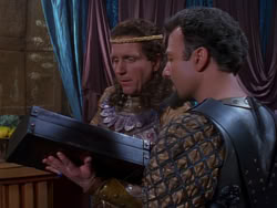 extant_XenaWarriorPrincess_1x04_CradleOfHope_01547