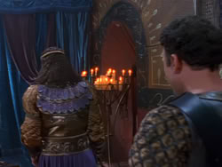 extant_XenaWarriorPrincess_1x04_CradleOfHope_01645