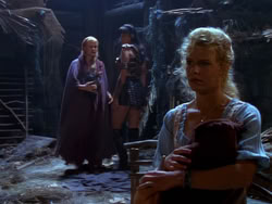 extant_XenaWarriorPrincess_1x04_CradleOfHope_01749