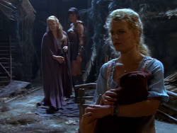 extant_XenaWarriorPrincess_1x04_CradleOfHope_01764