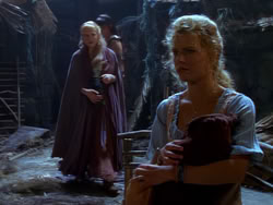 extant_XenaWarriorPrincess_1x04_CradleOfHope_01765