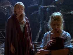 extant_XenaWarriorPrincess_1x04_CradleOfHope_01790