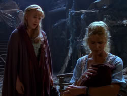 extant_XenaWarriorPrincess_1x04_CradleOfHope_01791