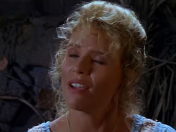 extant_XenaWarriorPrincess_1x04_CradleOfHope_01797