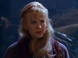 extant_XenaWarriorPrincess_1x04_CradleOfHope_01812