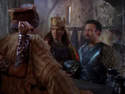extant_XenaWarriorPrincess_1x04_CradleOfHope_01893