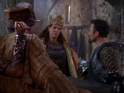 extant_XenaWarriorPrincess_1x04_CradleOfHope_01902
