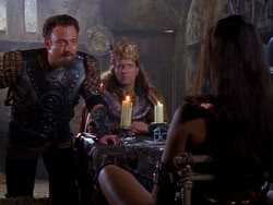 extant_XenaWarriorPrincess_1x04_CradleOfHope_02003