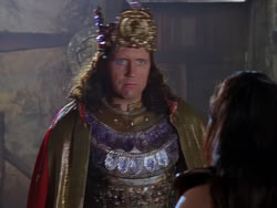 extant_XenaWarriorPrincess_1x04_CradleOfHope_02054