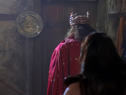 extant_XenaWarriorPrincess_1x04_CradleOfHope_02056