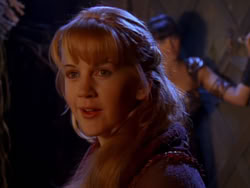 extant_XenaWarriorPrincess_1x04_CradleOfHope_02093