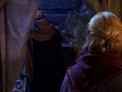 extant_XenaWarriorPrincess_1x04_CradleOfHope_02108