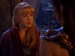extant_XenaWarriorPrincess_1x04_CradleOfHope_02144