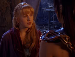 extant_XenaWarriorPrincess_1x04_CradleOfHope_02146