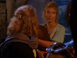 extant_XenaWarriorPrincess_1x04_CradleOfHope_02198