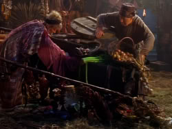 extant_XenaWarriorPrincess_1x04_CradleOfHope_02226