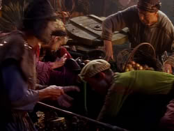 extant_XenaWarriorPrincess_1x04_CradleOfHope_02236