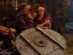 extant_XenaWarriorPrincess_1x04_CradleOfHope_02248