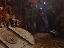 extant_XenaWarriorPrincess_1x04_CradleOfHope_02262