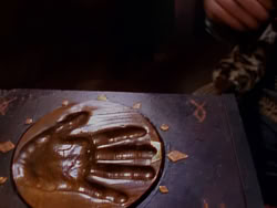 extant_XenaWarriorPrincess_1x04_CradleOfHope_02277