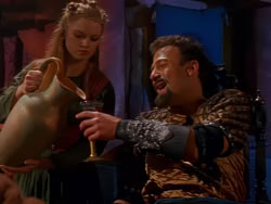extant_XenaWarriorPrincess_1x04_CradleOfHope_02281