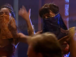 extant_XenaWarriorPrincess_1x04_CradleOfHope_02343