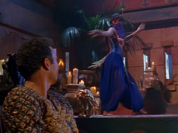 extant_XenaWarriorPrincess_1x04_CradleOfHope_02392