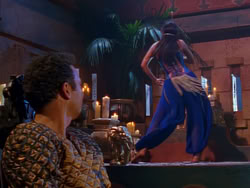 extant_XenaWarriorPrincess_1x04_CradleOfHope_02394