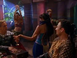 extant_XenaWarriorPrincess_1x04_CradleOfHope_02432