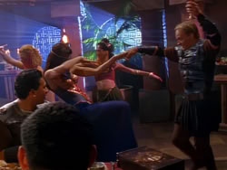 extant_XenaWarriorPrincess_1x04_CradleOfHope_02439
