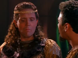 extant_XenaWarriorPrincess_1x04_CradleOfHope_02497