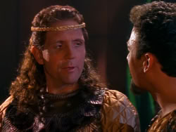 extant_XenaWarriorPrincess_1x04_CradleOfHope_02500