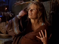 extant_XenaWarriorPrincess_1x04_CradleOfHope_02576