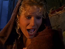 extant_XenaWarriorPrincess_1x04_CradleOfHope_02603