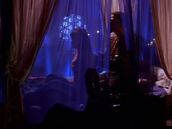 extant_XenaWarriorPrincess_1x04_CradleOfHope_02685