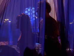 extant_XenaWarriorPrincess_1x04_CradleOfHope_02706