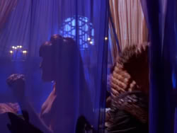 extant_XenaWarriorPrincess_1x04_CradleOfHope_02719