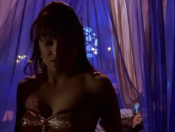 extant_XenaWarriorPrincess_1x04_CradleOfHope_02724