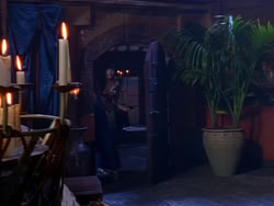 extant_XenaWarriorPrincess_1x04_CradleOfHope_02730