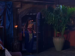 extant_XenaWarriorPrincess_1x04_CradleOfHope_02732